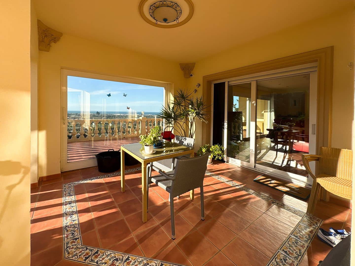 5 bedroom Villa for sale in Denia with pool garage - € 1,375,000 (Ref: 9762366)