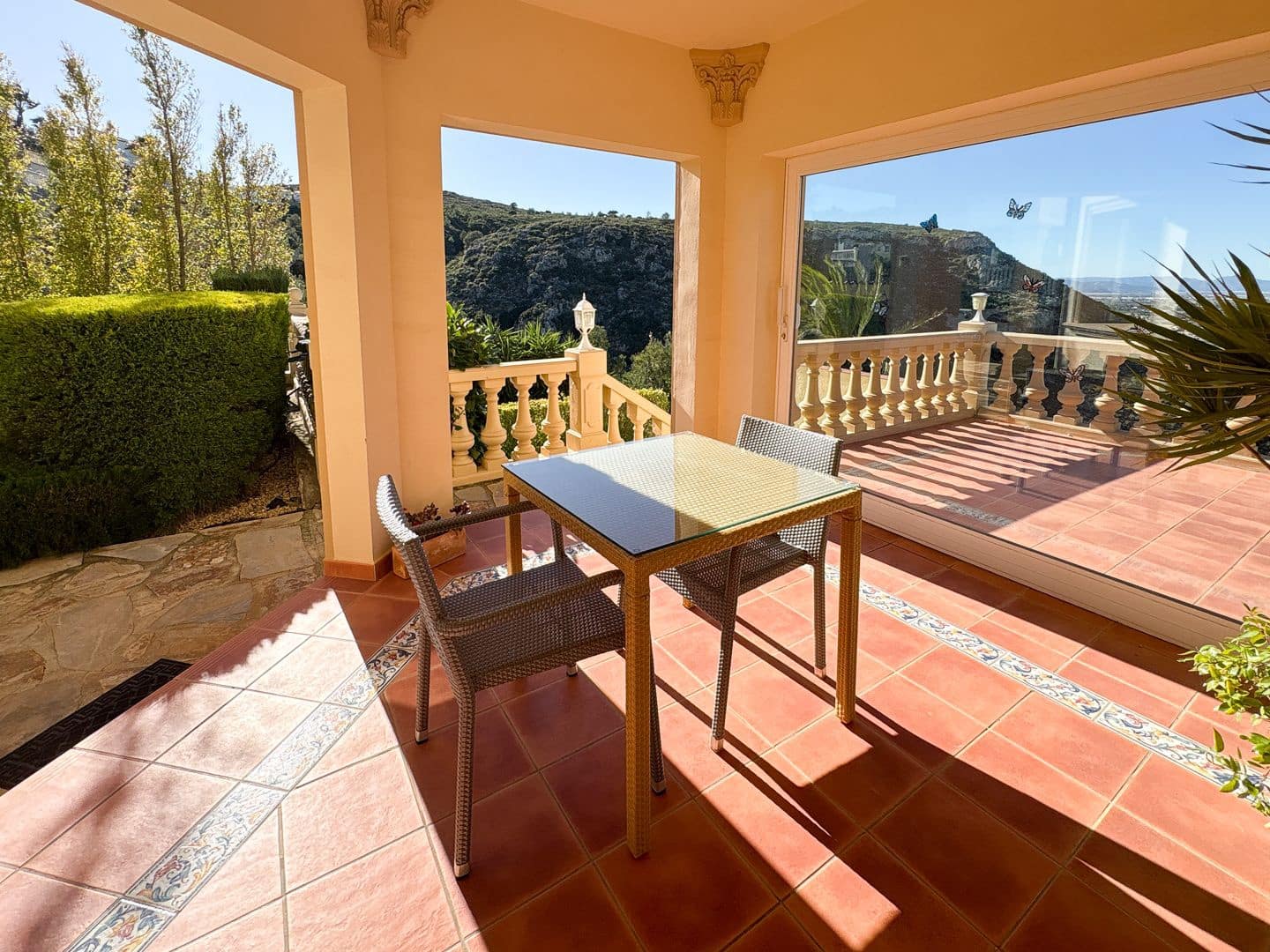 5 bedroom Villa for sale in Denia with pool garage - € 1,375,000 (Ref: 9762366)