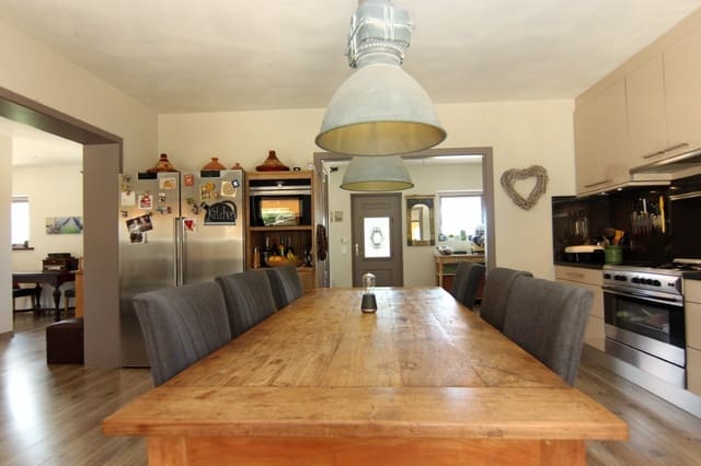 5 bedroom Villa for sale in Pedreguer with pool - € 1,450,000 (Ref: 9762369)