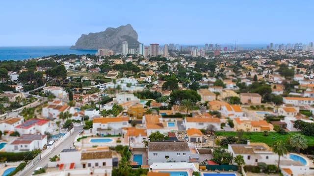 4 makuuhuone Huvila myytävänä paikassa Cometa - Carrió, Calpe / Calp mukana uima-altaan - 950 000 € (Ref: 9762371)