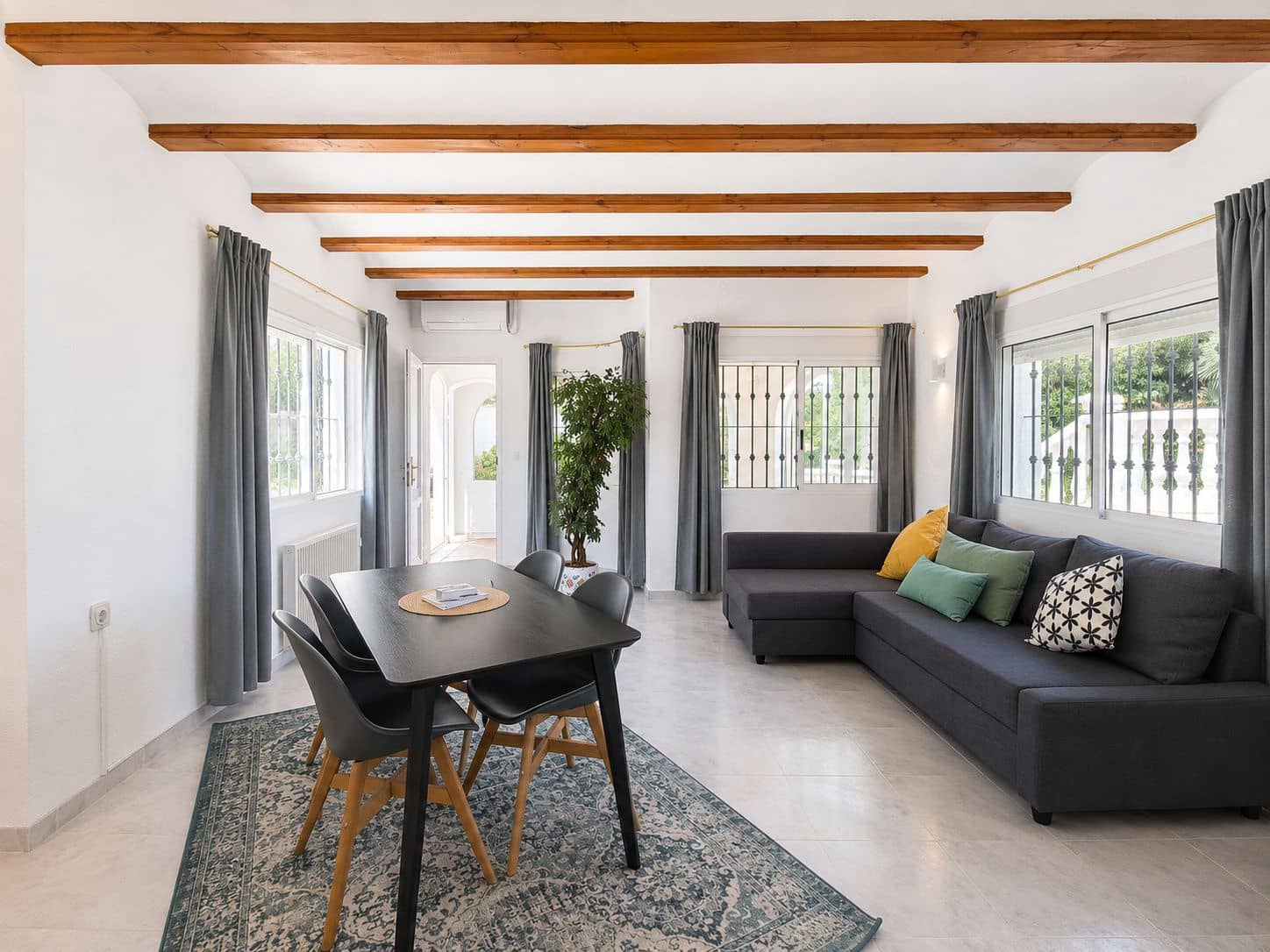 Chalet de 3 habitaciones en Dénia en venta - 515.000 € (Ref: 9834024)