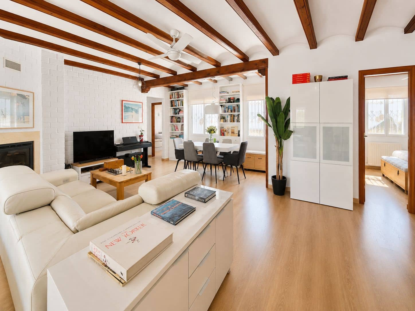 4 quarto Moradia para venda em Denia com piscina garagem - 740 000 € (Ref: 9853017)