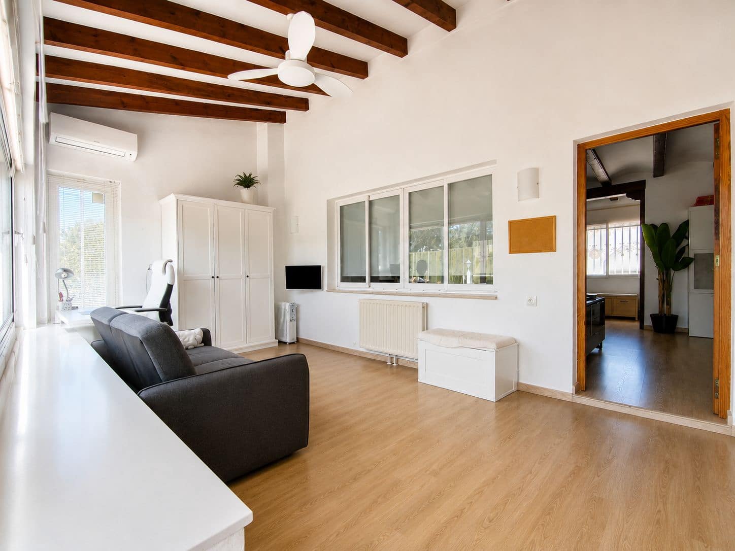 4 quarto Moradia para venda em Denia com piscina garagem - 740 000 € (Ref: 9853017)