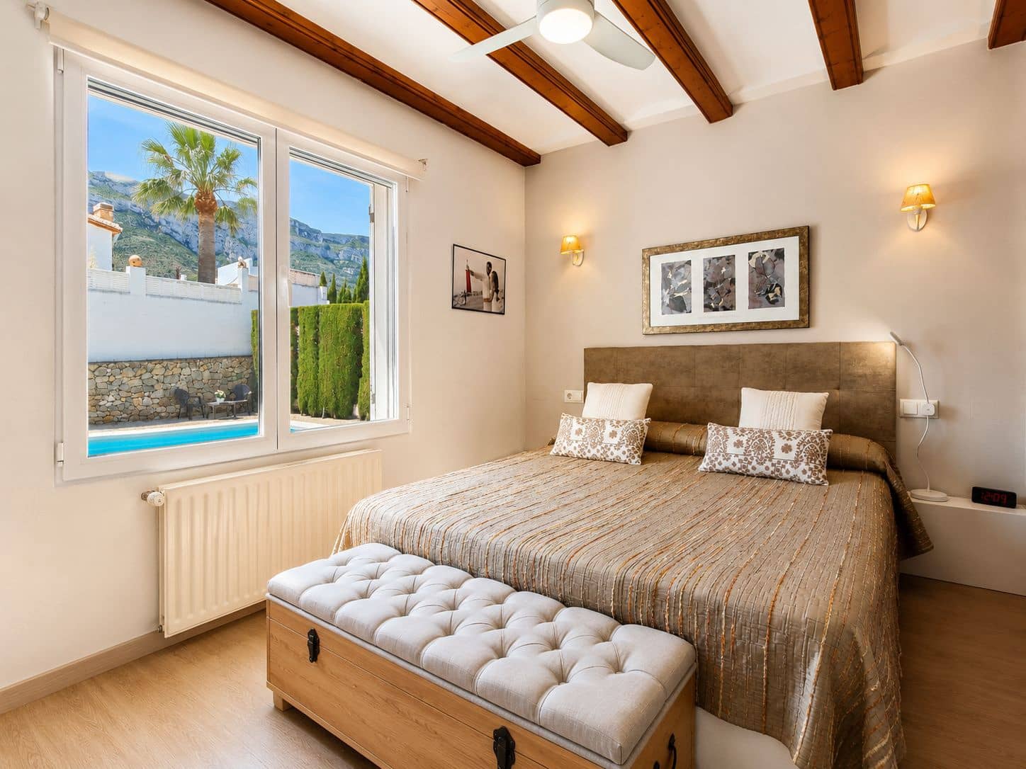 4 quarto Moradia para venda em Denia com piscina garagem - 740 000 € (Ref: 9853017)