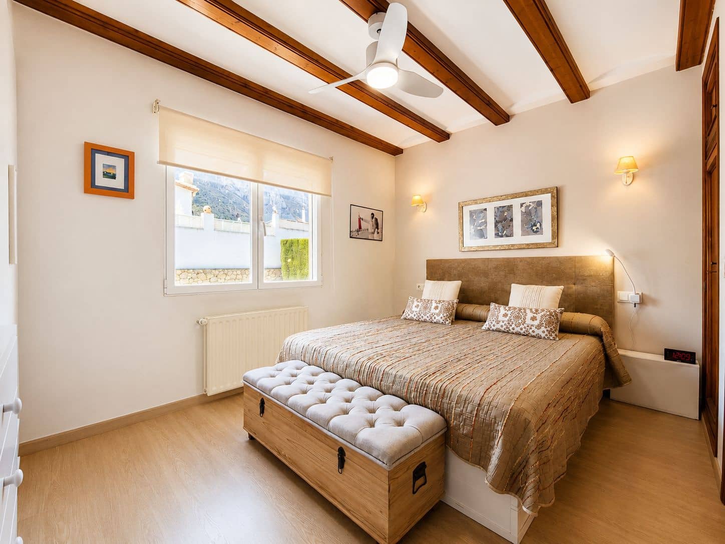 4 quarto Moradia para venda em Denia com piscina garagem - 740 000 € (Ref: 9853017)