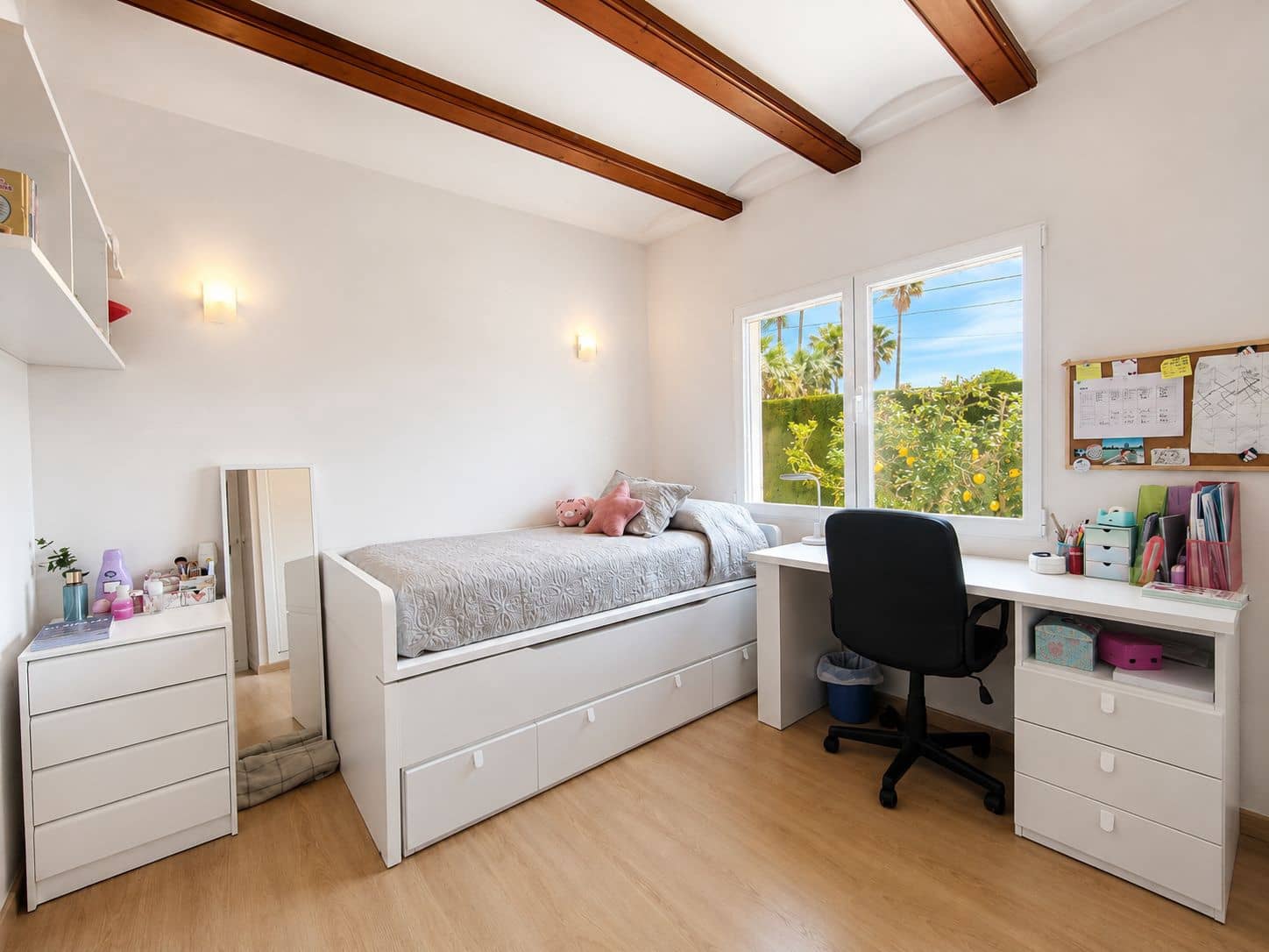 4 quarto Moradia para venda em Denia com piscina garagem - 740 000 € (Ref: 9853017)