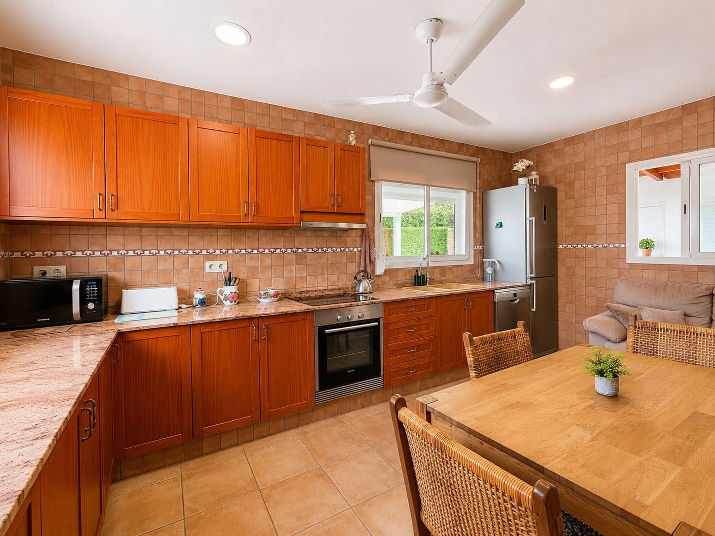 4 quarto Moradia para venda em Denia com piscina garagem - 740 000 € (Ref: 9853017)