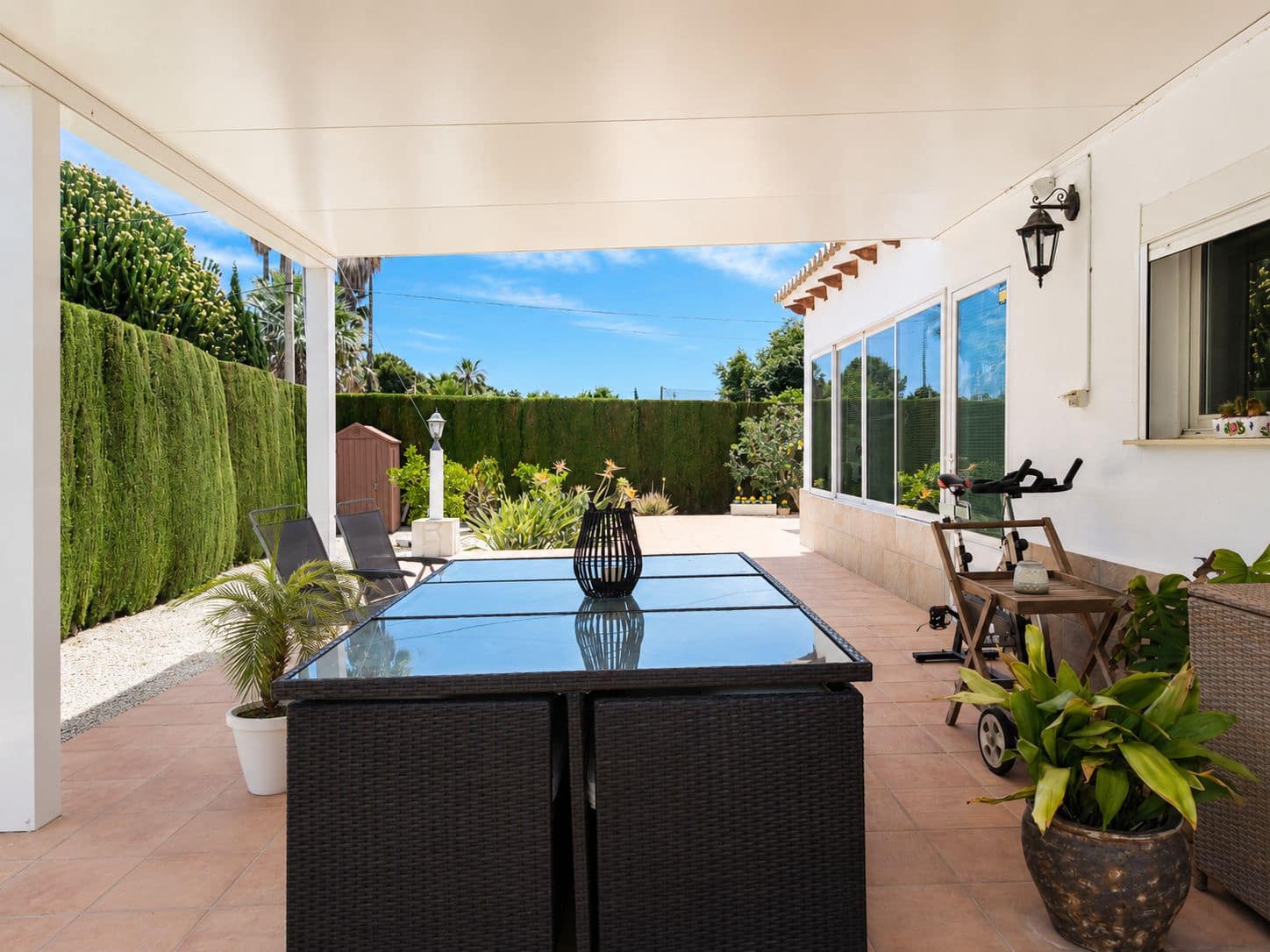 4 quarto Moradia para venda em Denia com piscina garagem - 740 000 € (Ref: 9853017)