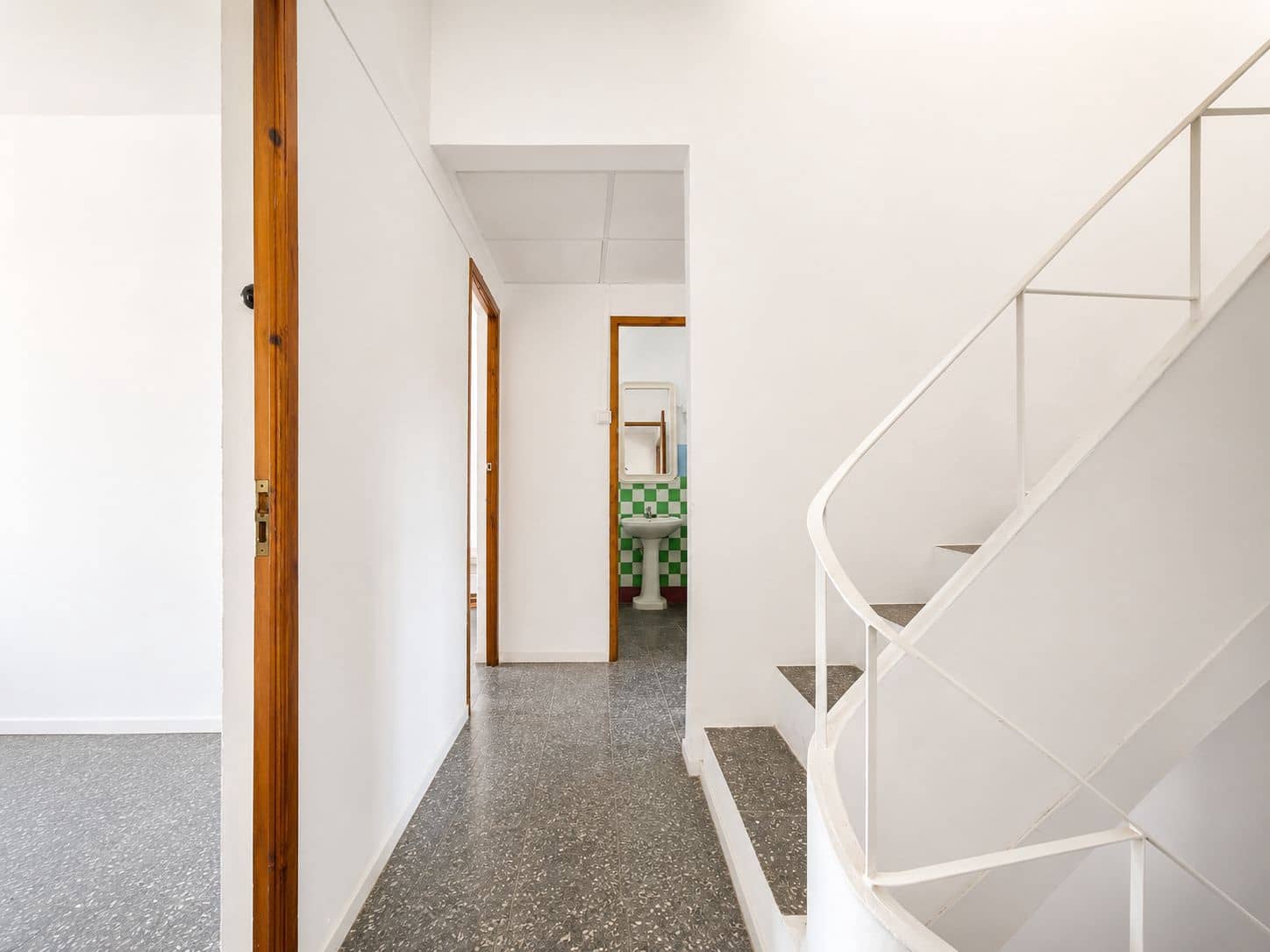 4 slaapkamer Rijtjeshuis te koop in Denia met garage - € 330.000 (Ref: 9860795)