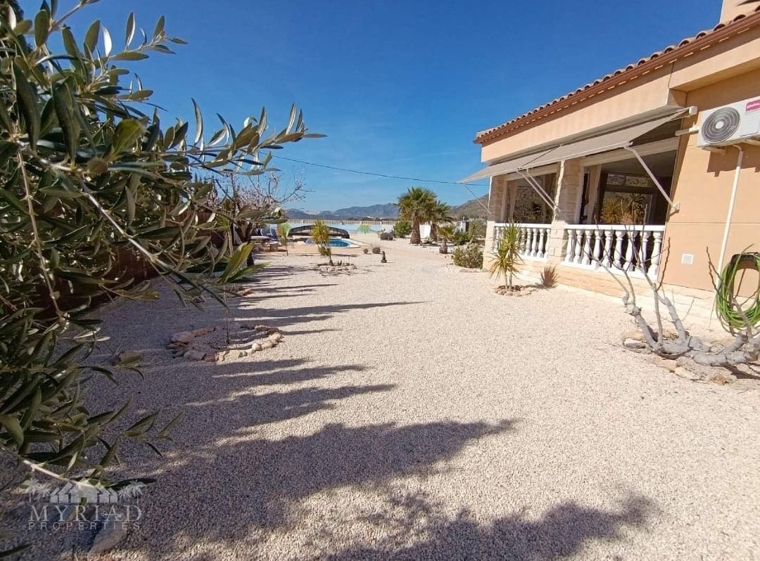 3 chambre Villa/Maison à vendre à Macisvenda avec piscine - 349 995 € (Ref: 10030139)