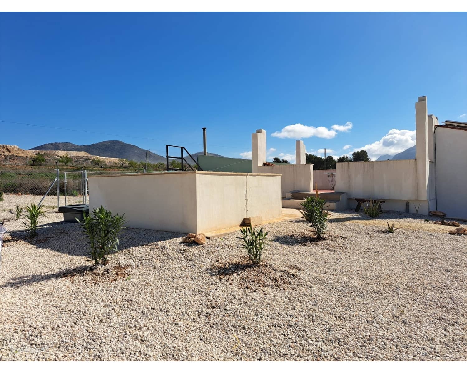 4 bedroom Cave House for sale in L'Alguena / Alguenya with pool - € 120,000 (Ref: 10164236)