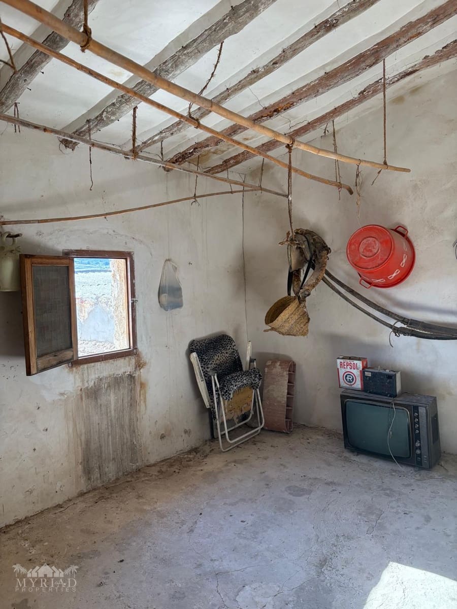 6 sypialnia Finka/Dom wiejski na sprzedaż w Jumilla z garażem - 95 000 € (Ref: 10171060)