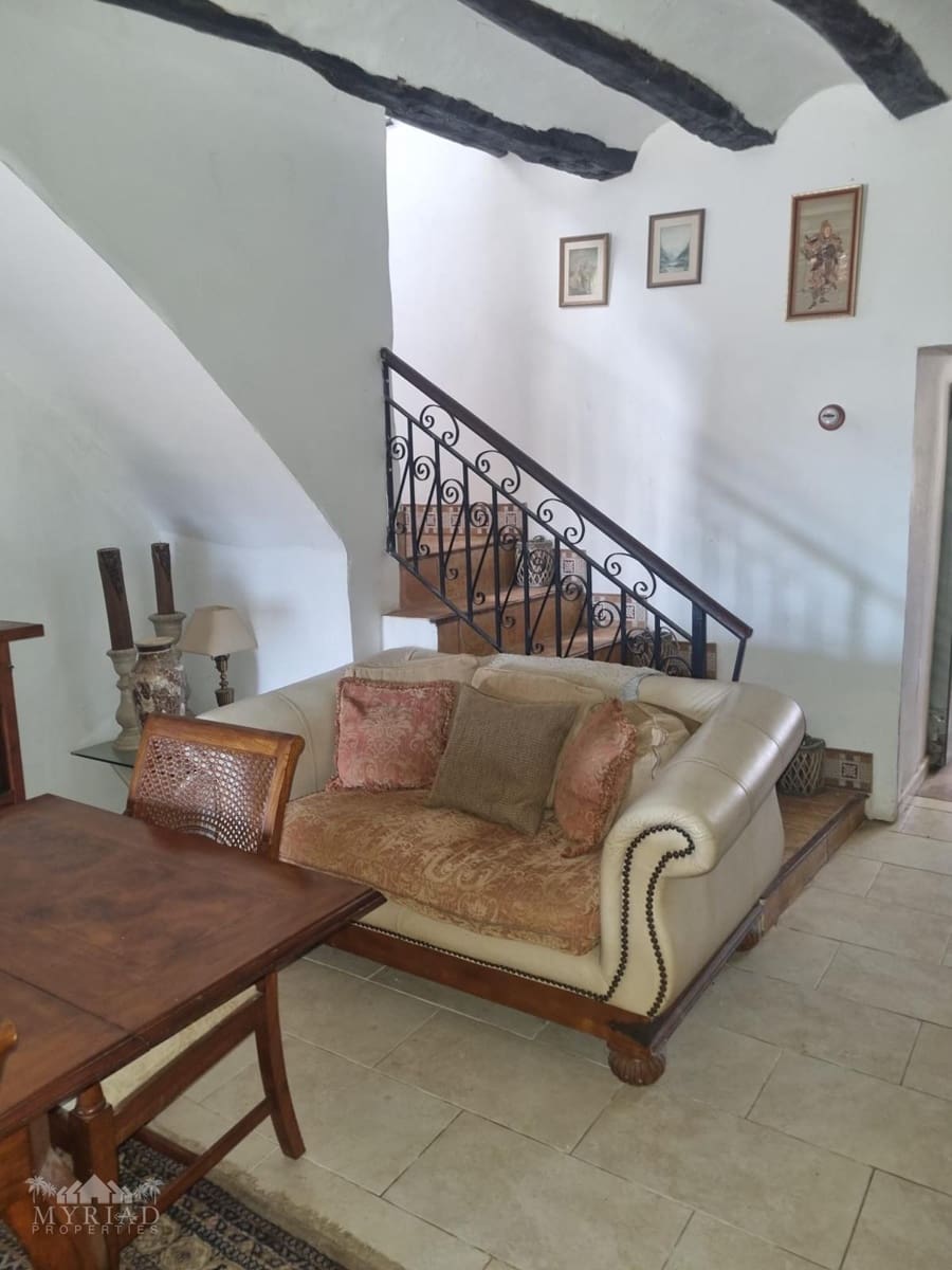 6 soverom Finca/Herregård til salgs i Lel med svømmebasseng - € 370 000 (Ref: 9516432)