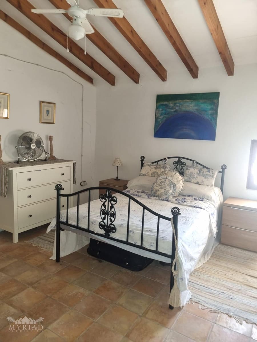 6 soverom Finca/Herregård til salgs i Lel med svømmebasseng - € 370 000 (Ref: 9516432)