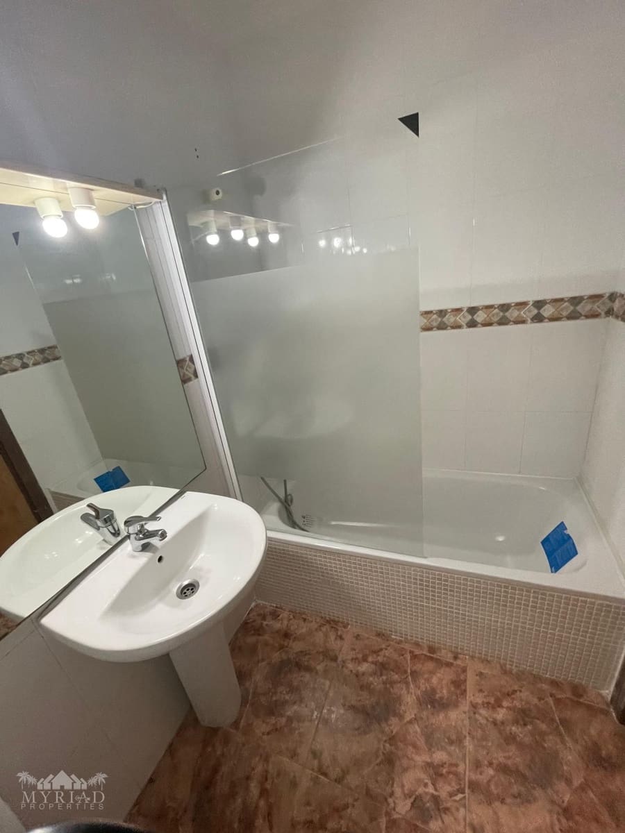 2 sovrum Lägenhet till salu i Pinoso - 66 000 € (Ref: 9516433)