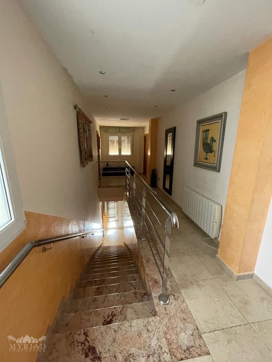 5 camera da letto Finca/Casa di Campagna in vendita in Pinoso con piscina - 499.995 € (Rif: 9516434)