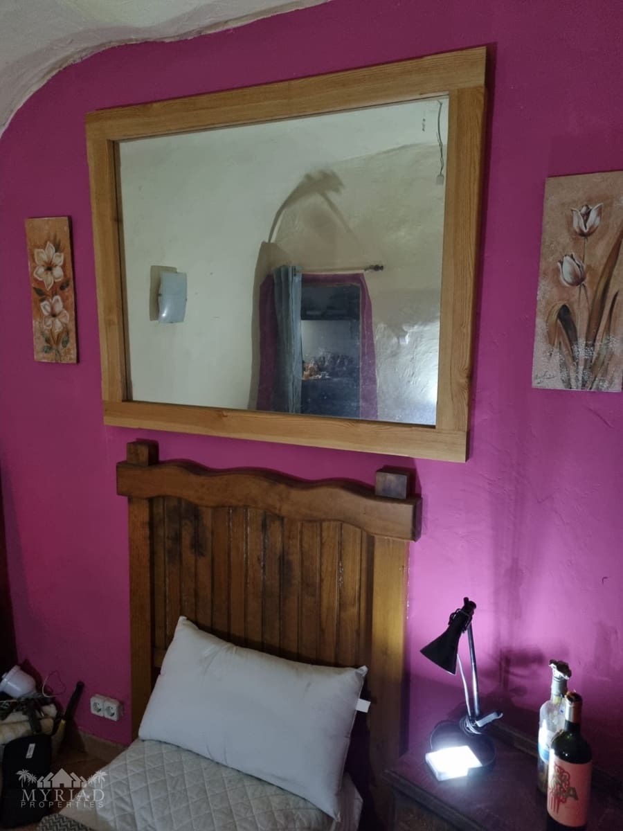 2 soverom Grottehus til salgs i Pinoso - € 66 000 (Ref: 9516436)