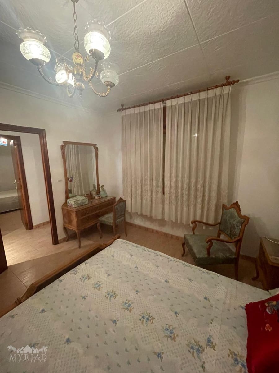 4 camera da letto Casa in vendita in Pinoso con piscina garage - 295.999 € (Rif: 9516441)