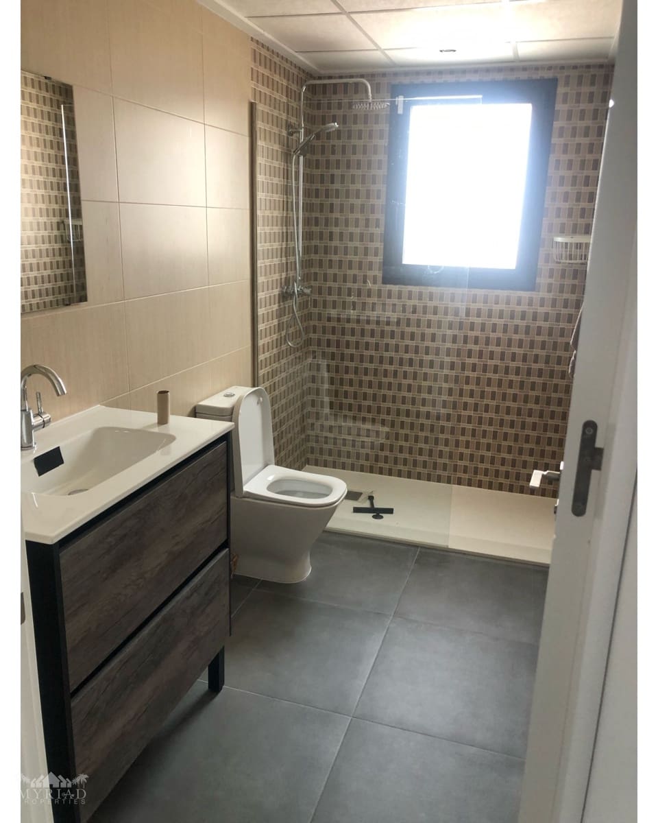 5 quarto Moradia para venda em Pinoso com piscina - 410 000 € (Ref: 9516443)