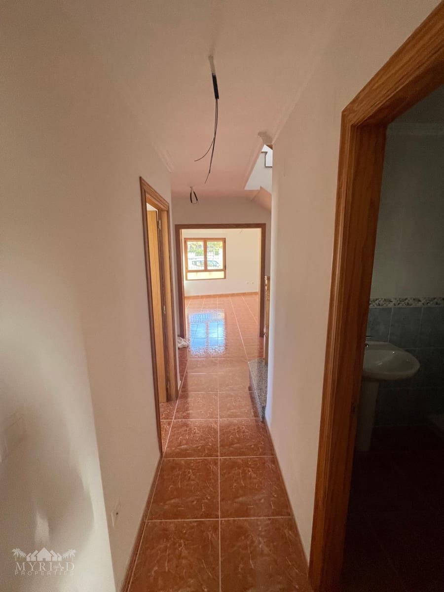 4 soveværelse Byhus til salg i Pinoso med garage - € 235.000 (Ref: 9533331)