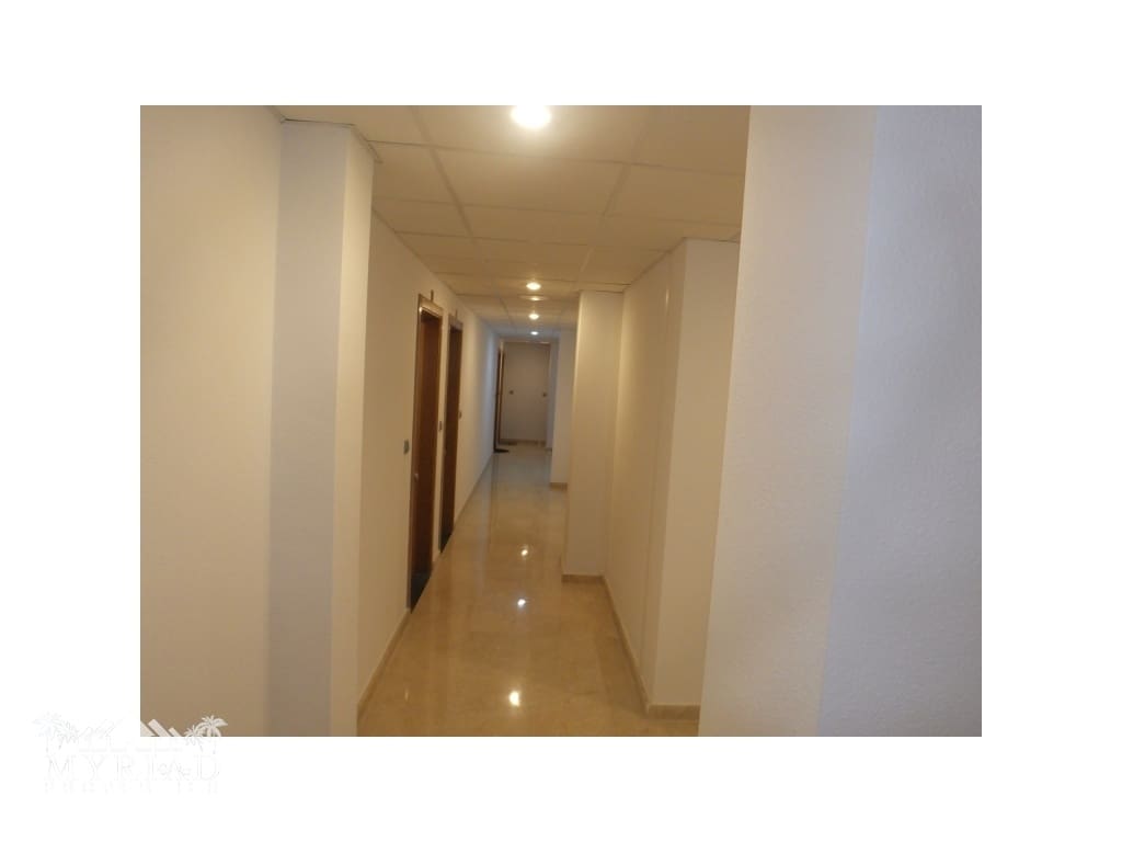 2 makuuhuone Huoneisto myytävänä paikassa Pinoso - 89 995 € (Ref: 9540888)