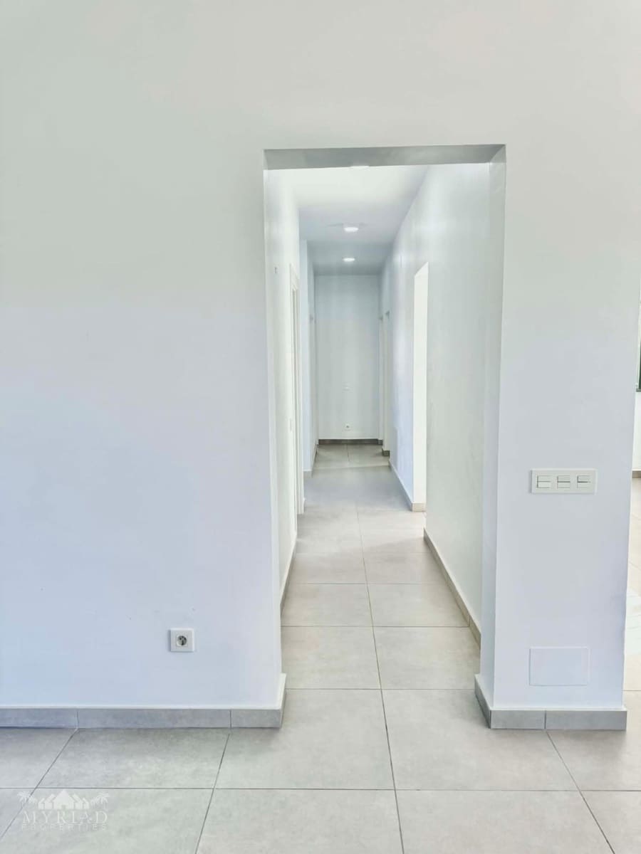 3 soveværelse Villa til salg i Fortuna - € 239.995 (Ref: 9561380)