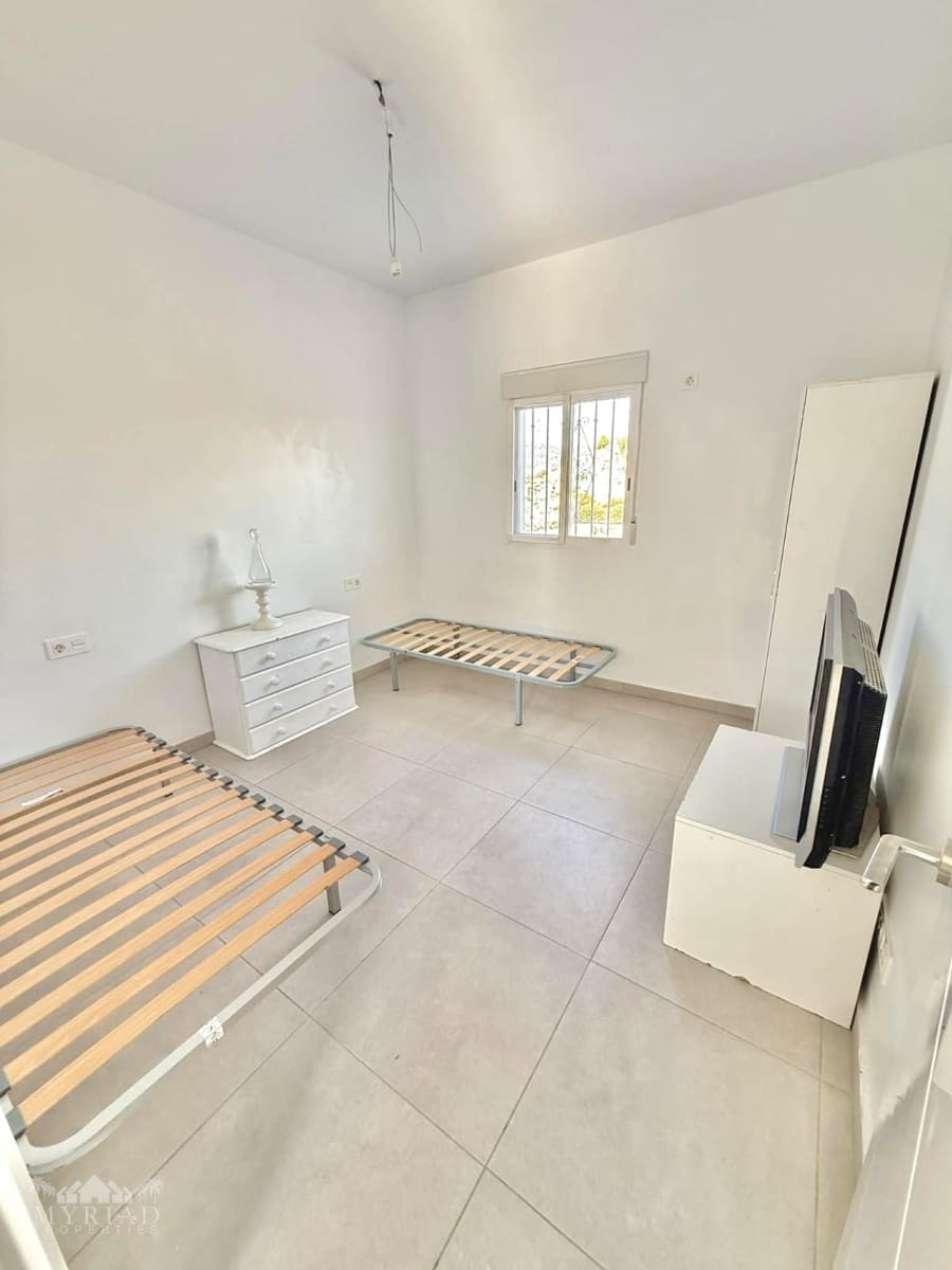 3 soveværelse Villa til salg i Fortuna - € 239.995 (Ref: 9561380)