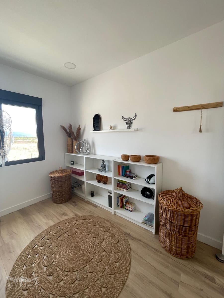 3 slaapkamer Huis te koop in Pinoso met zwembad - € 425.000 (Ref: 9604649)