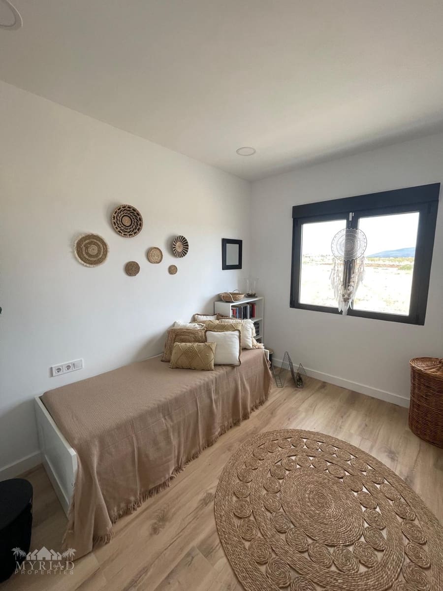 3 slaapkamer Huis te koop in Pinoso met zwembad - € 425.000 (Ref: 9604649)