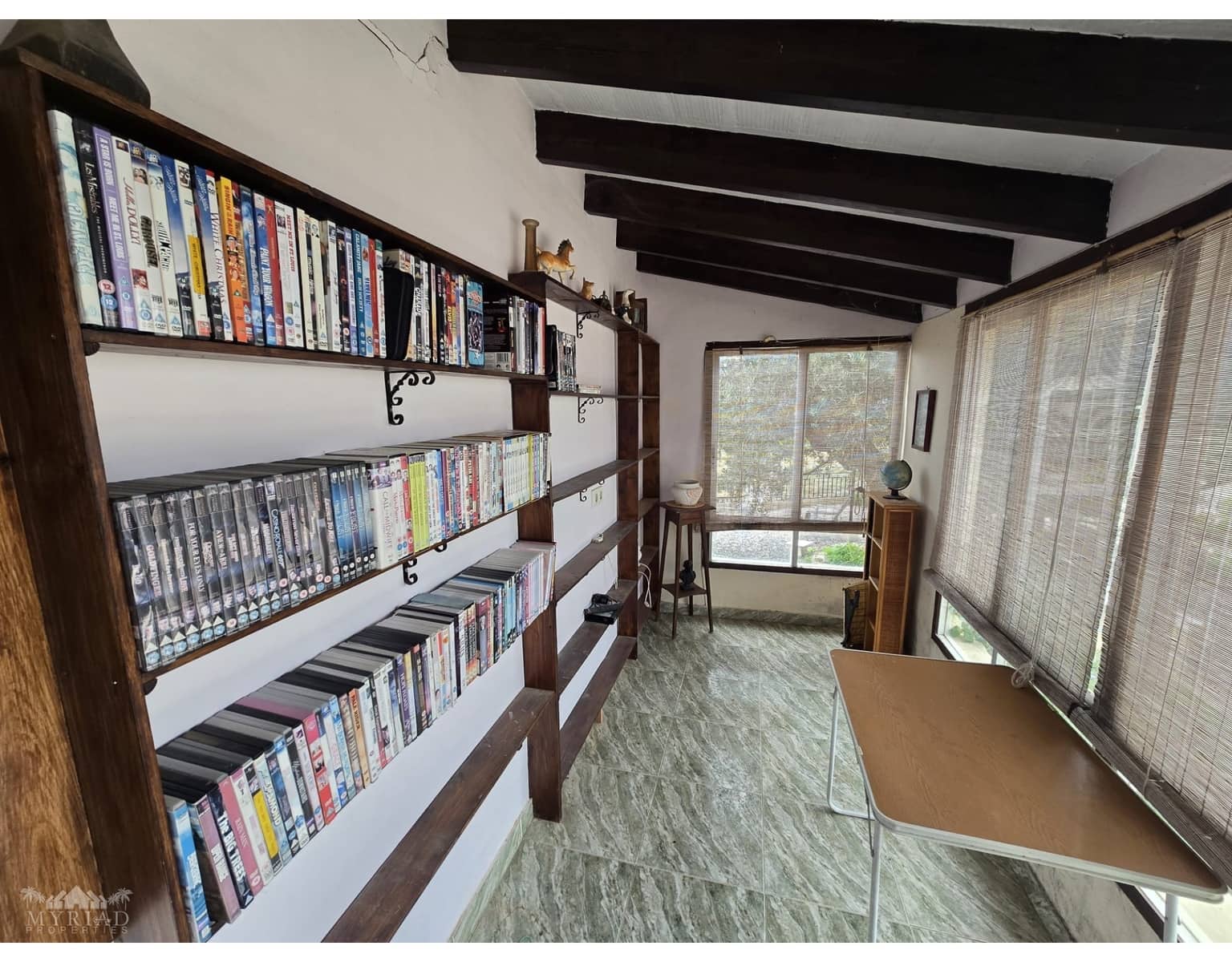 2 slaapkamer Villa te koop in Algayat met garage - € 125.000 (Ref: 9714593)