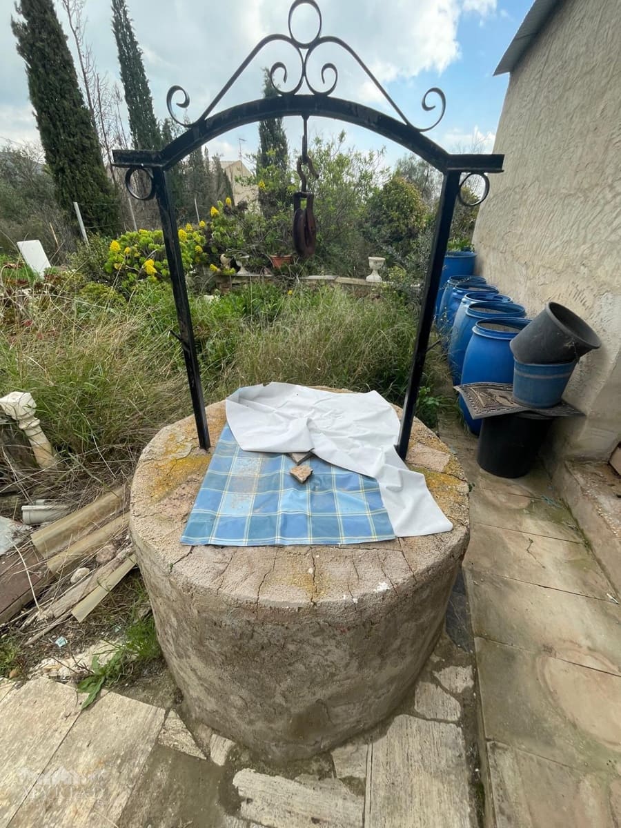 Grotwoning te koop in El Canton met garage - € 67.000 (Ref: 9714594)