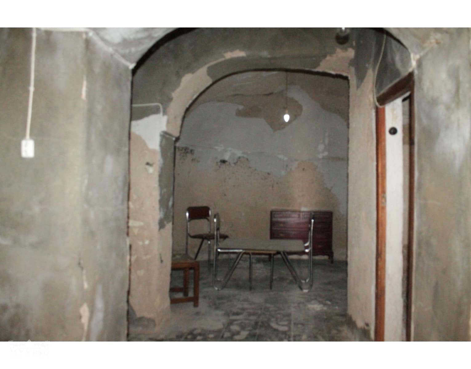 Adosado de 4 habitaciones en Pinoso en venta - 55.000 € (Ref: 9819985)