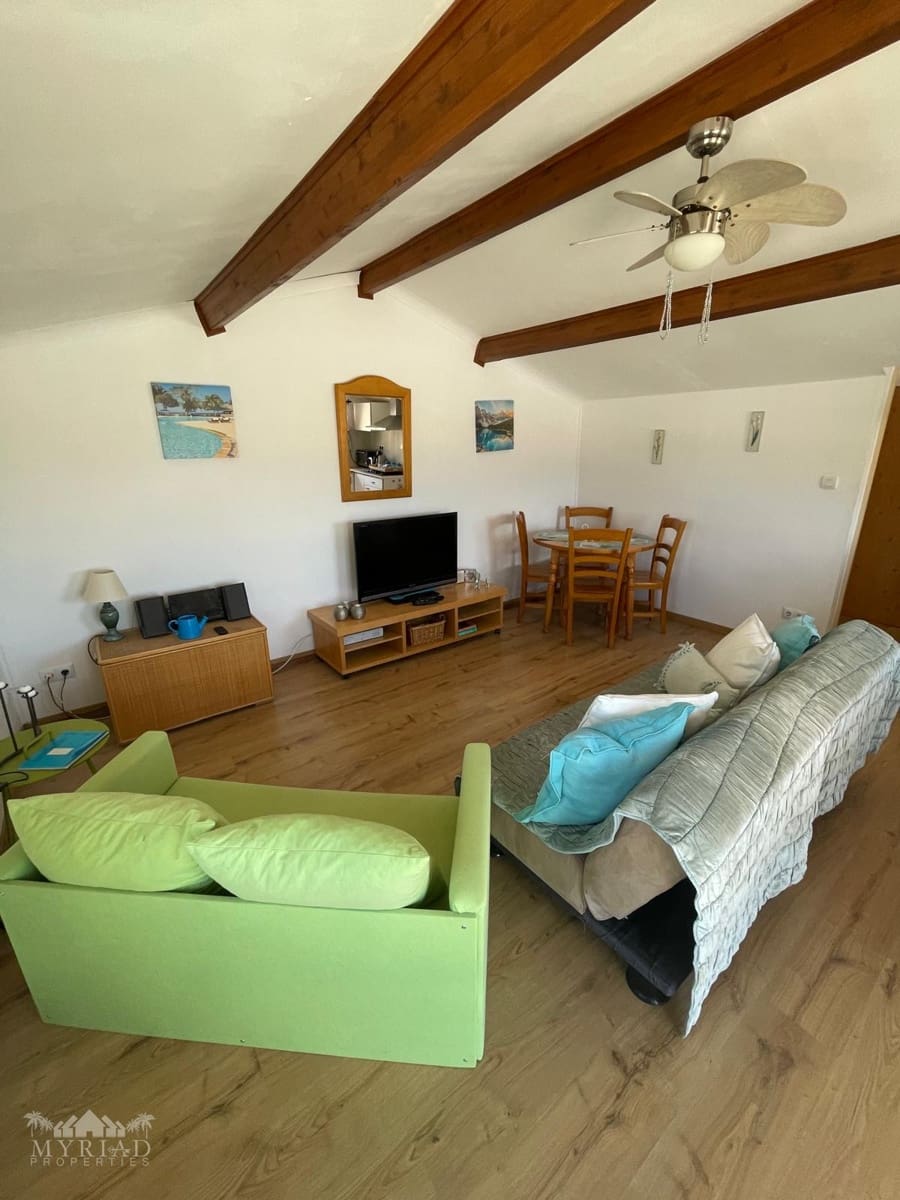 4 bedroom Villa for sale in Pinoso - € 425,000 (Ref: 9833356)