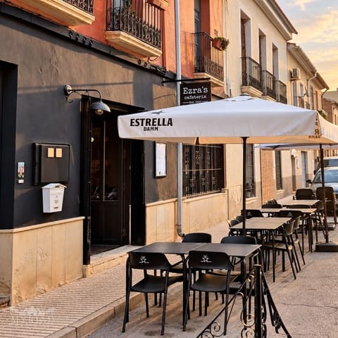 3 quarto Casa em Banda para venda em Pinoso com garagem - 370 000 € (Ref: 9920015)