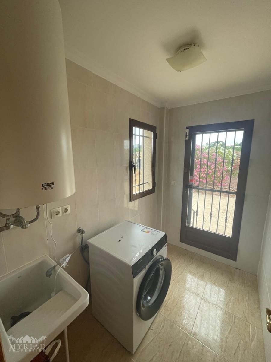 3 soverom Villa til salgs i Pinoso - € 370 000 (Ref: 9928990)