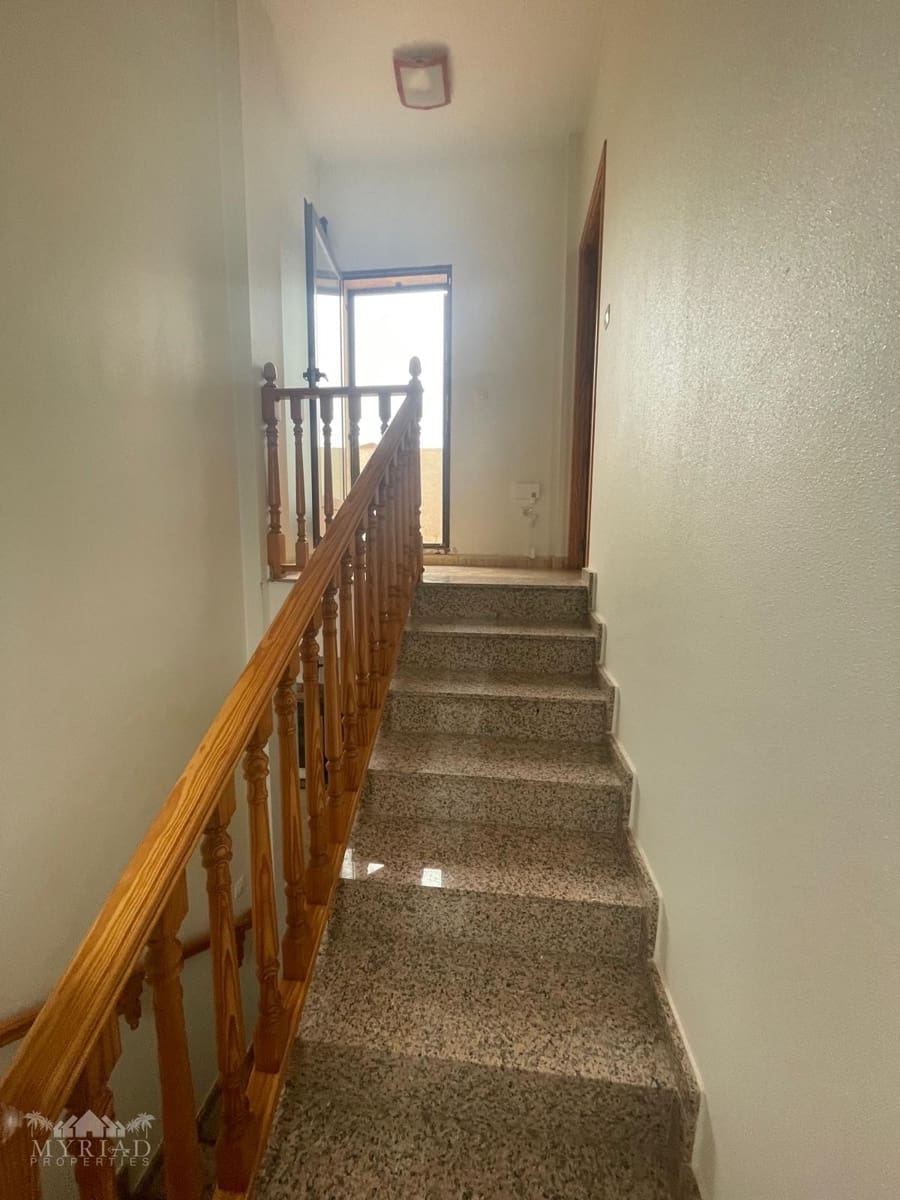3 soverom Villa til salgs i Pinoso - € 370 000 (Ref: 9928990)