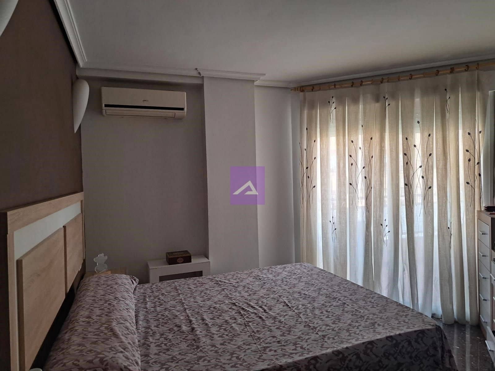 3 sypialnia Penthouse na sprzedaż w Aldaia z garażem - 320 000 € (Ref: 9412432)