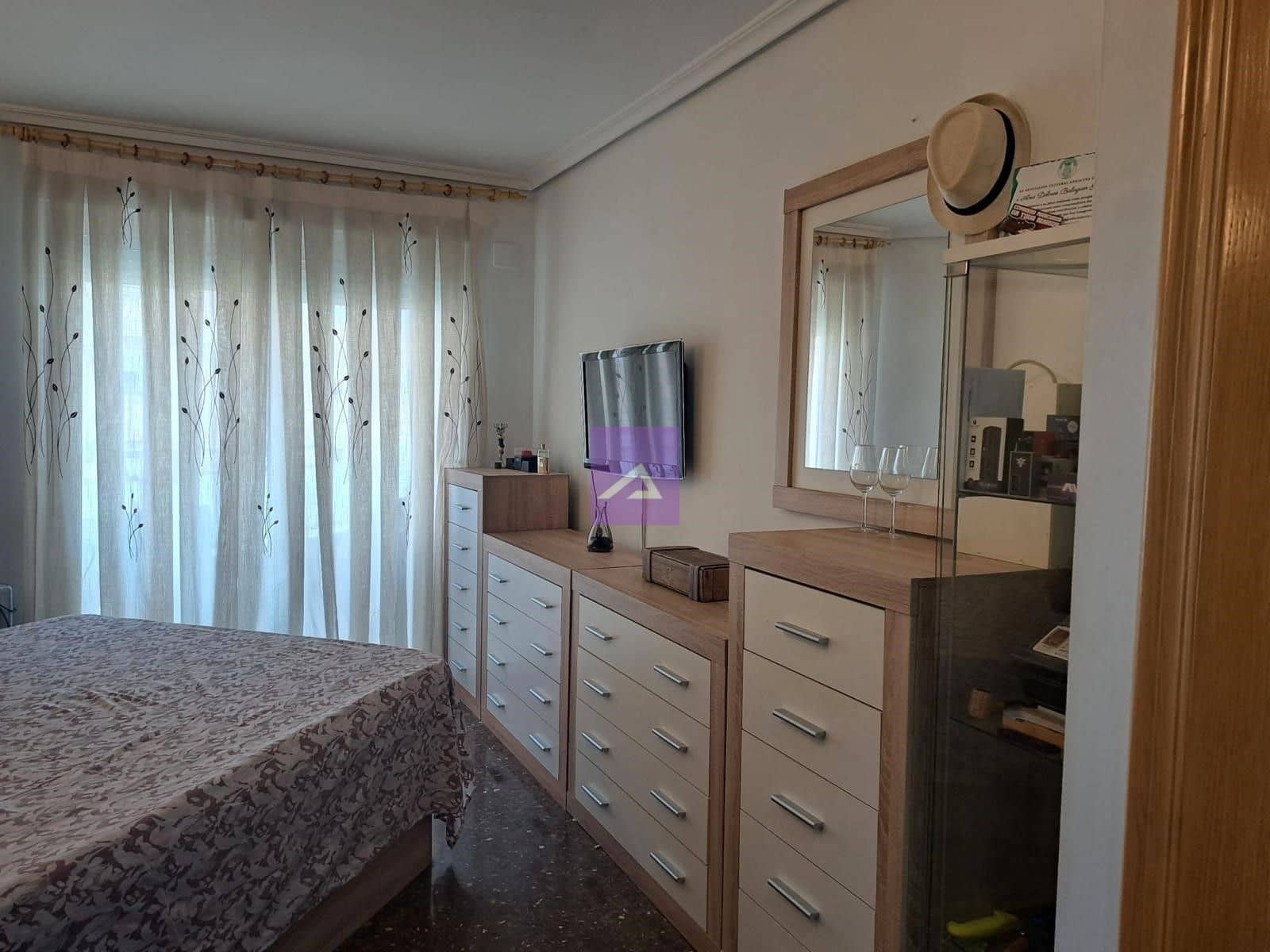 3 sypialnia Penthouse na sprzedaż w Aldaia z garażem - 320 000 € (Ref: 9412432)