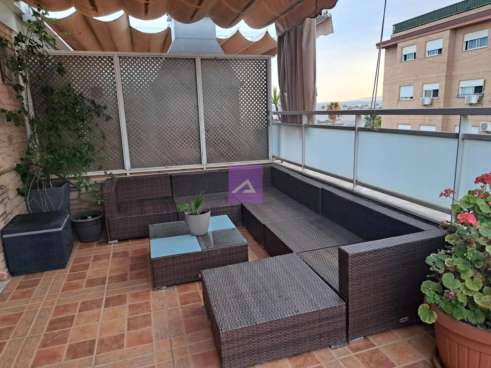 3 sypialnia Penthouse na sprzedaż w Aldaia z garażem - 320 000 € (Ref: 9412432)