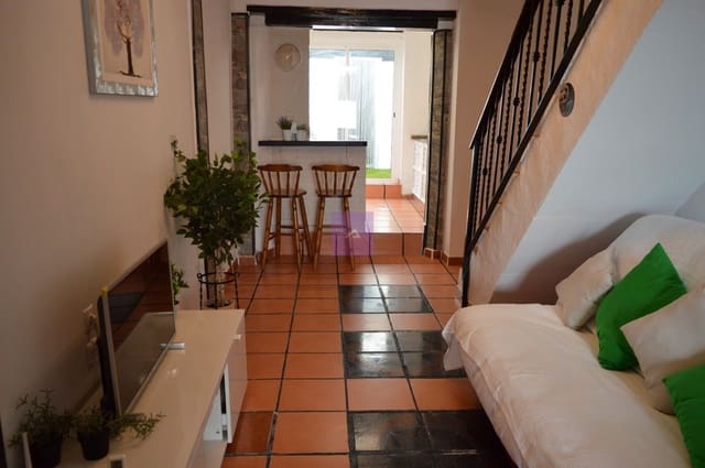 3 makuuhuone Omakotitalo myytävänä paikassa Riola - 121 000 € (Ref: 9412433)