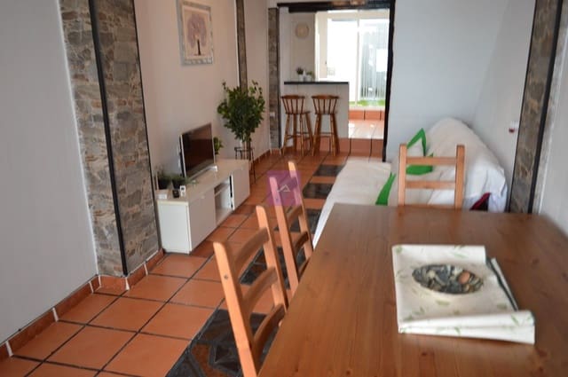 3 makuuhuone Omakotitalo myytävänä paikassa Riola - 121 000 € (Ref: 9412433)