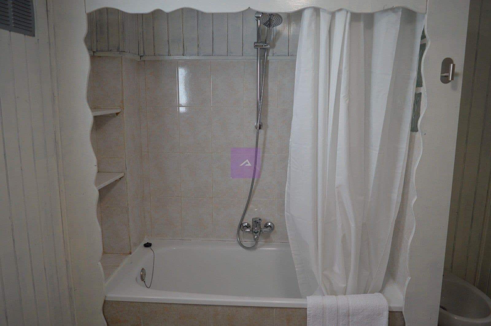 3 makuuhuone Omakotitalo myytävänä paikassa Riola - 121 000 € (Ref: 9412433)