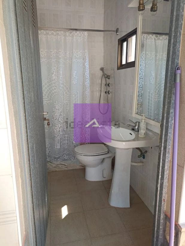 4 slaapkamer Villa te koop in Godelleta met garage - € 265.000 (Ref: 9412434)