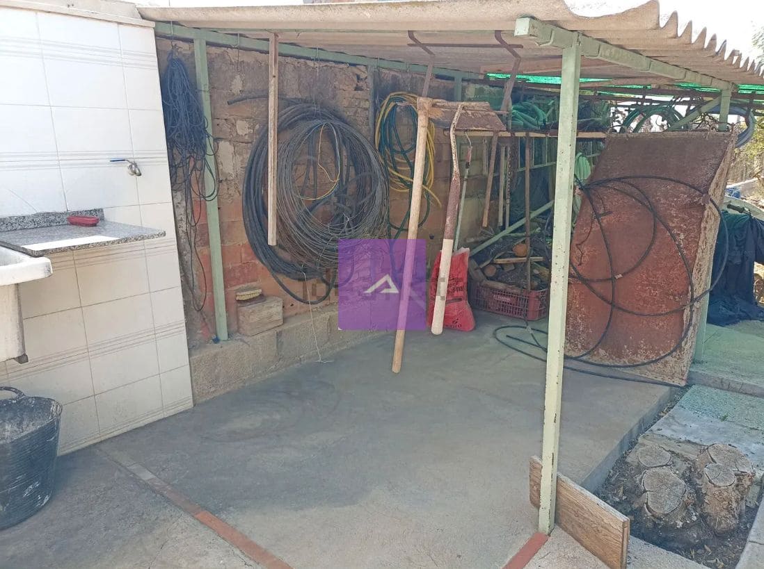 4 slaapkamer Villa te koop in Godelleta met garage - € 265.000 (Ref: 9412434)