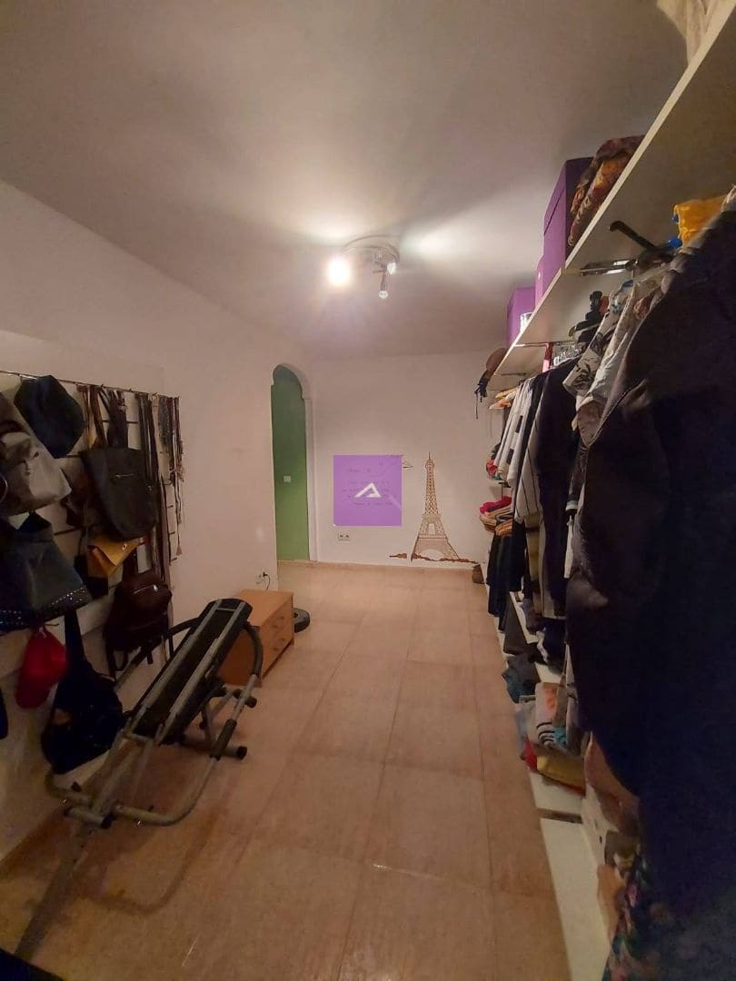 3 soveværelse Lejlighed til salg i L'Alcudia med garage - € 180.000 (Ref: 9412441)