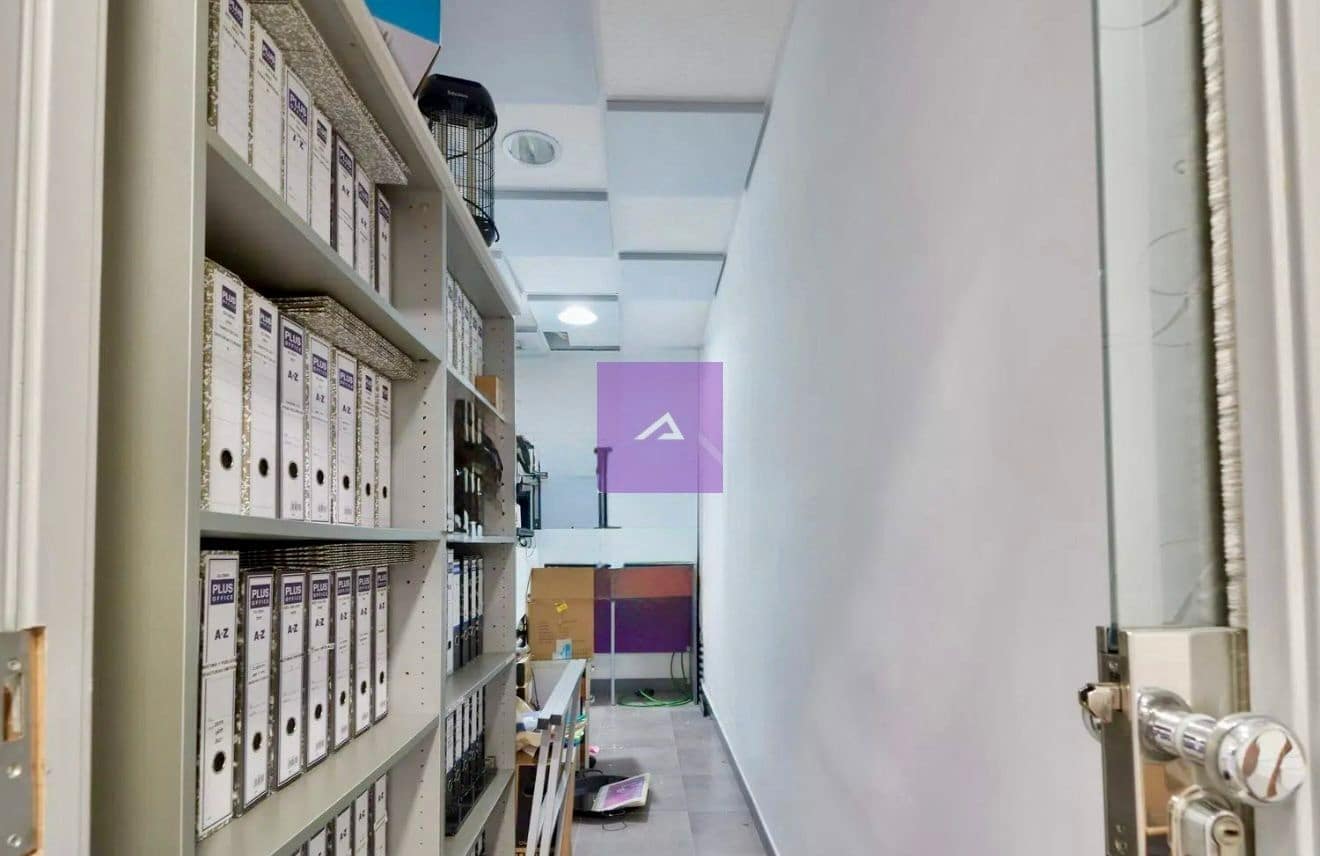 Commercial for sale in Alfafar - € 119,000 (Ref: 9412442)