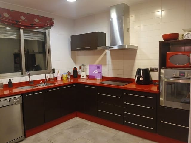3 Zimmer Villa zu verkaufen in Alfarp mit Garage - 266.000 € (Ref: 9412446)