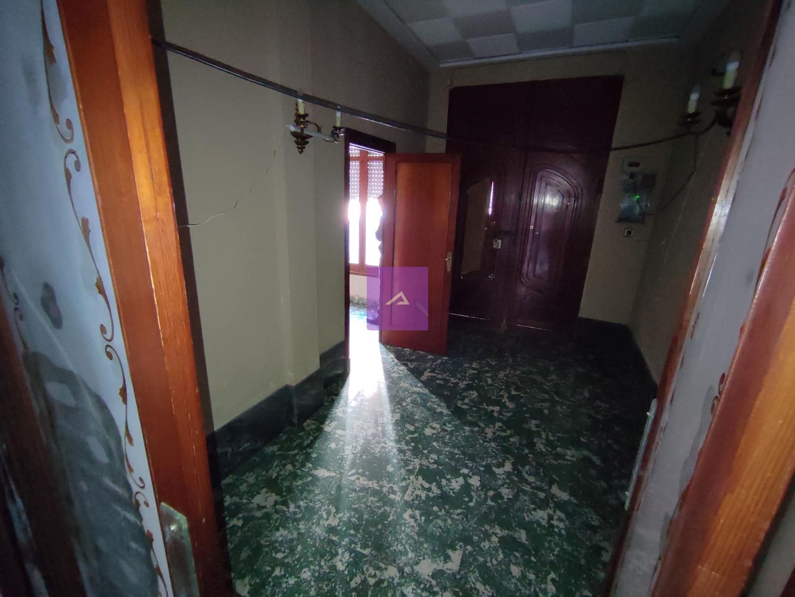 Casa de 1 habitación en Algemesí en venta - 200.000 € (Ref: 9412447)