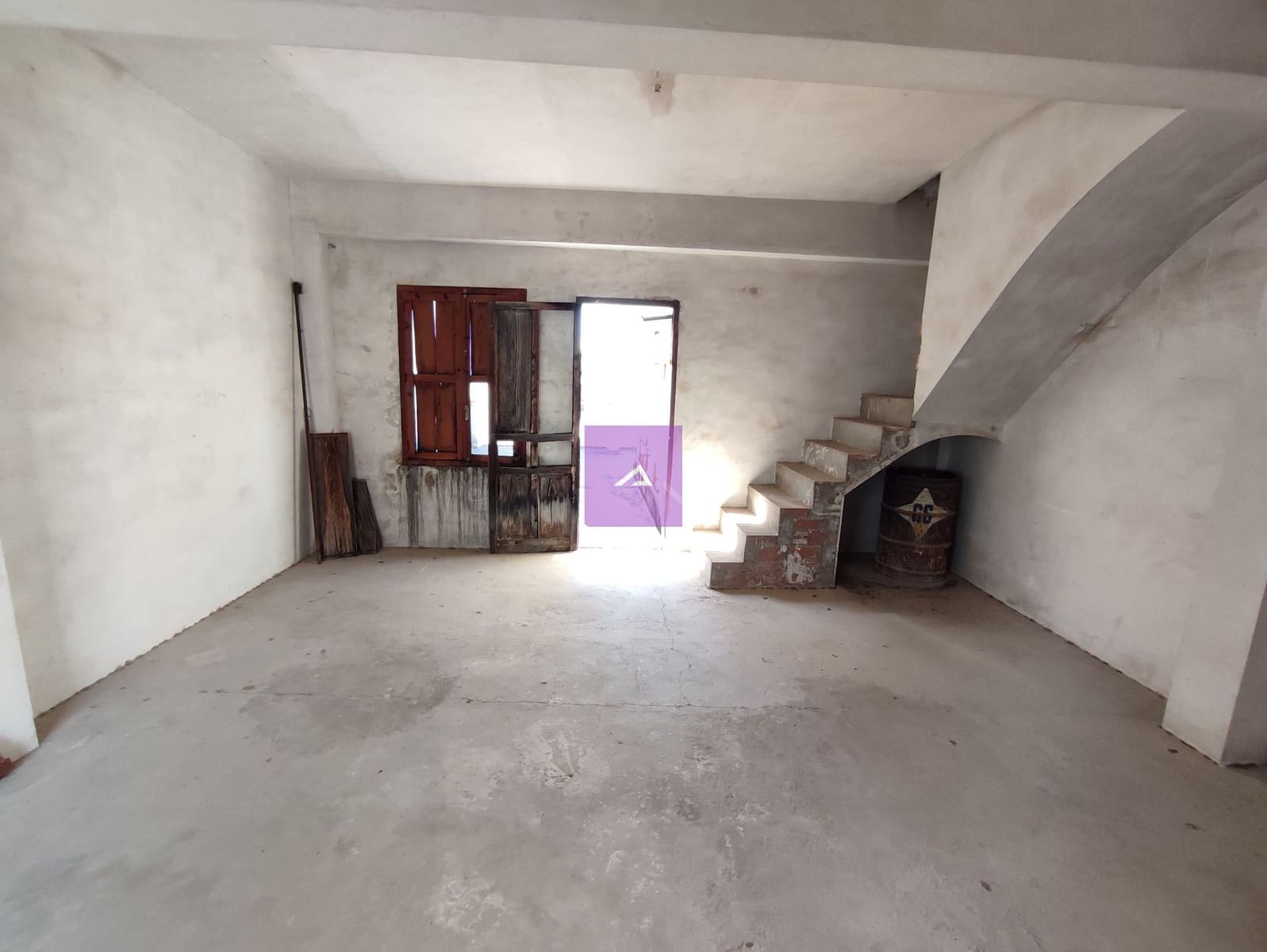 Casa de 1 habitación en Algemesí en venta - 200.000 € (Ref: 9412447)