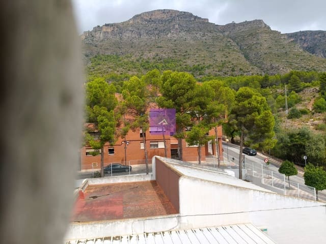 3 makuuhuone Asunto myytävänä paikassa Tavernes de la Valldigna mukana 
autotalli - 90 000 € (Ref: 9412449)